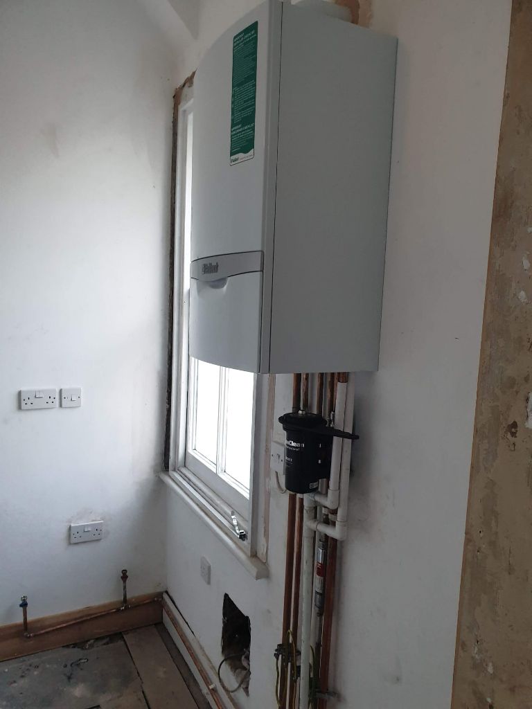 Vaillant combi boiler installation